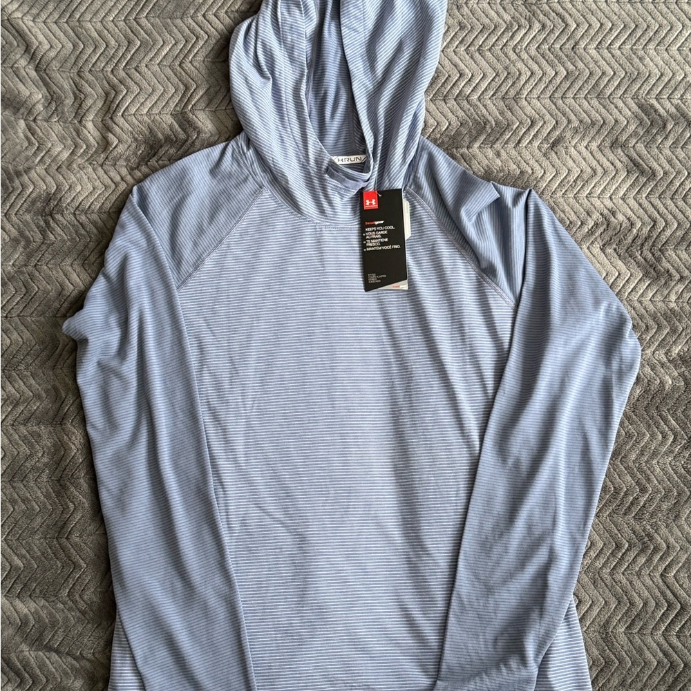 Under Armour Woman’s Run Heatgear Blue Striped Performance Hoodie; size Large